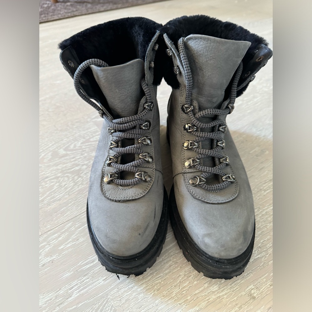 M.Gemi size 8 Alpi gray suede black shearling lace-up boots
